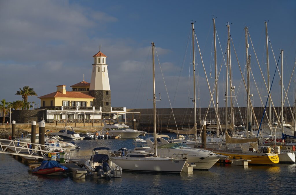 Marina_of_Quinta_do_Lorde._Madeira,_Portugal
